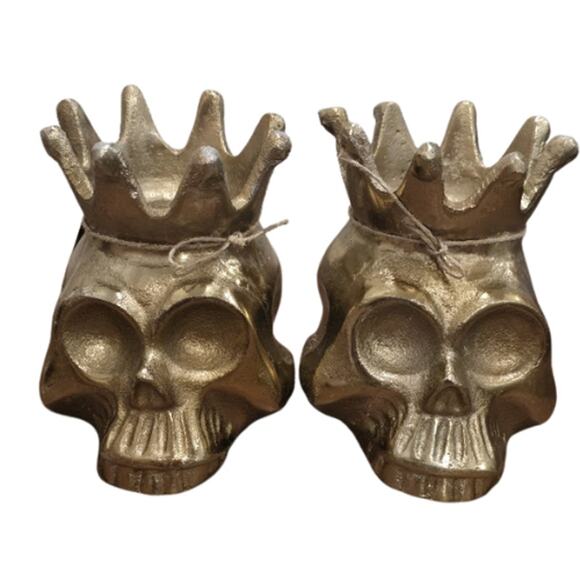 Maisey Mae Gold Skull with Crown Candle Holders – 2 Piece Set – New - Picture 1 of 2